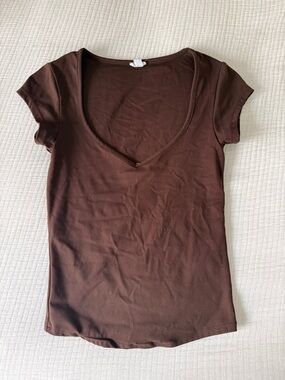 Garage Brown Scoop Neck Short Sleeve Tee